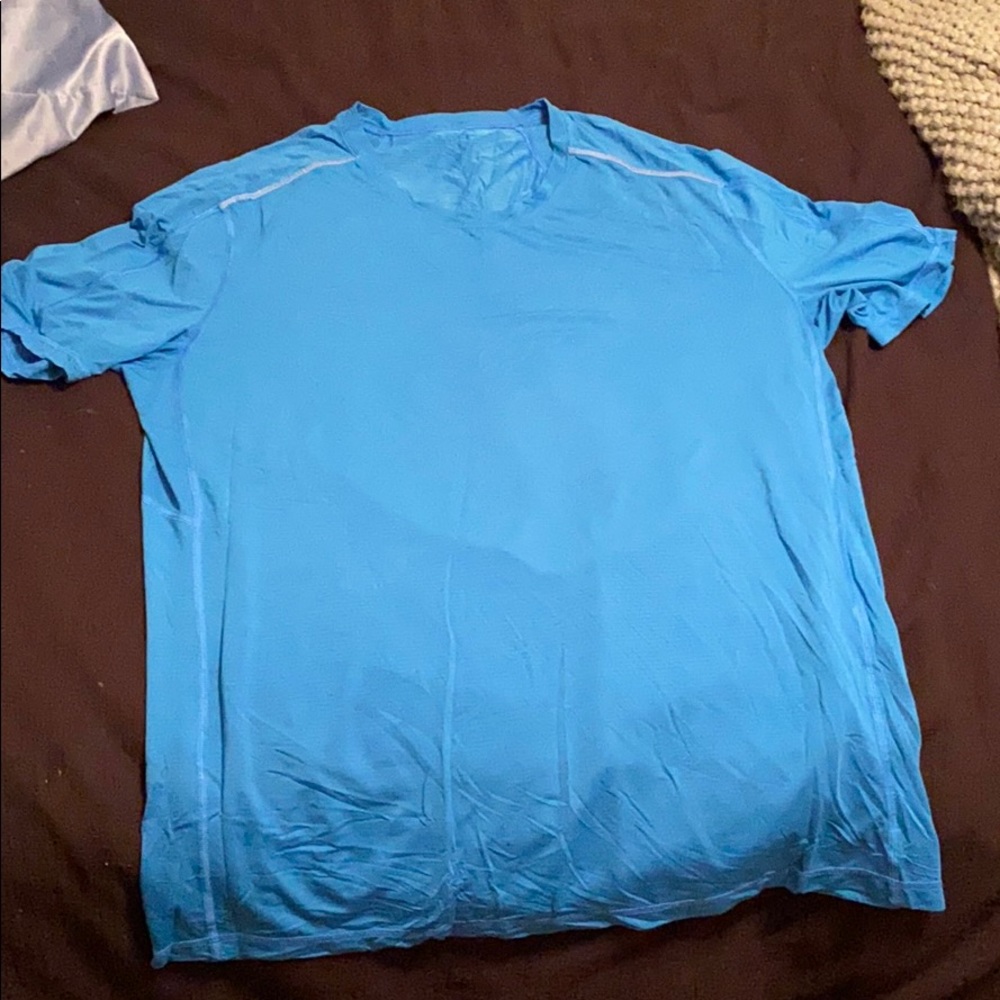 Lululemon Men’s Shirt